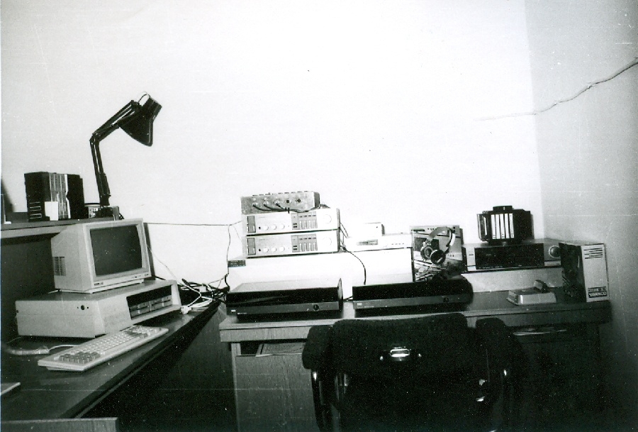 Az új könyvtárépület V.