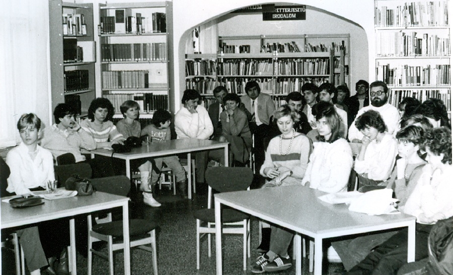 Helytörténeti vetélkedő a könyvtárban