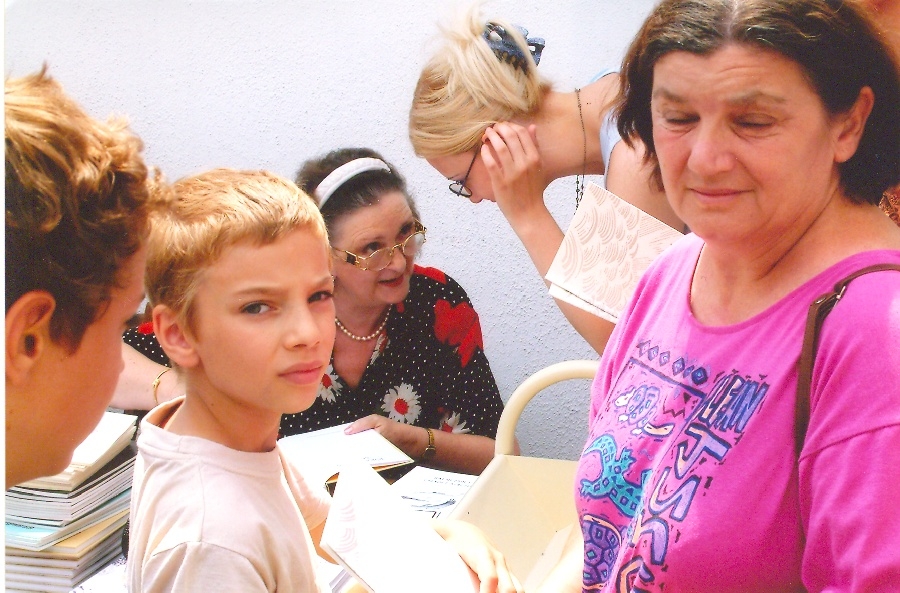 Jókai Anna a könyvtárban III.