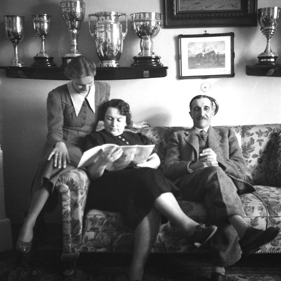 Mária, Paula és Gyula