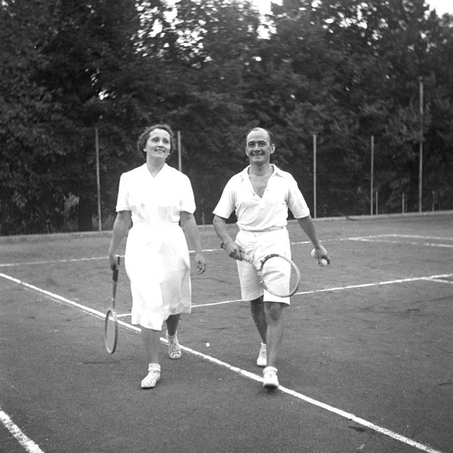 Pethő Józsefné és Esch Győző