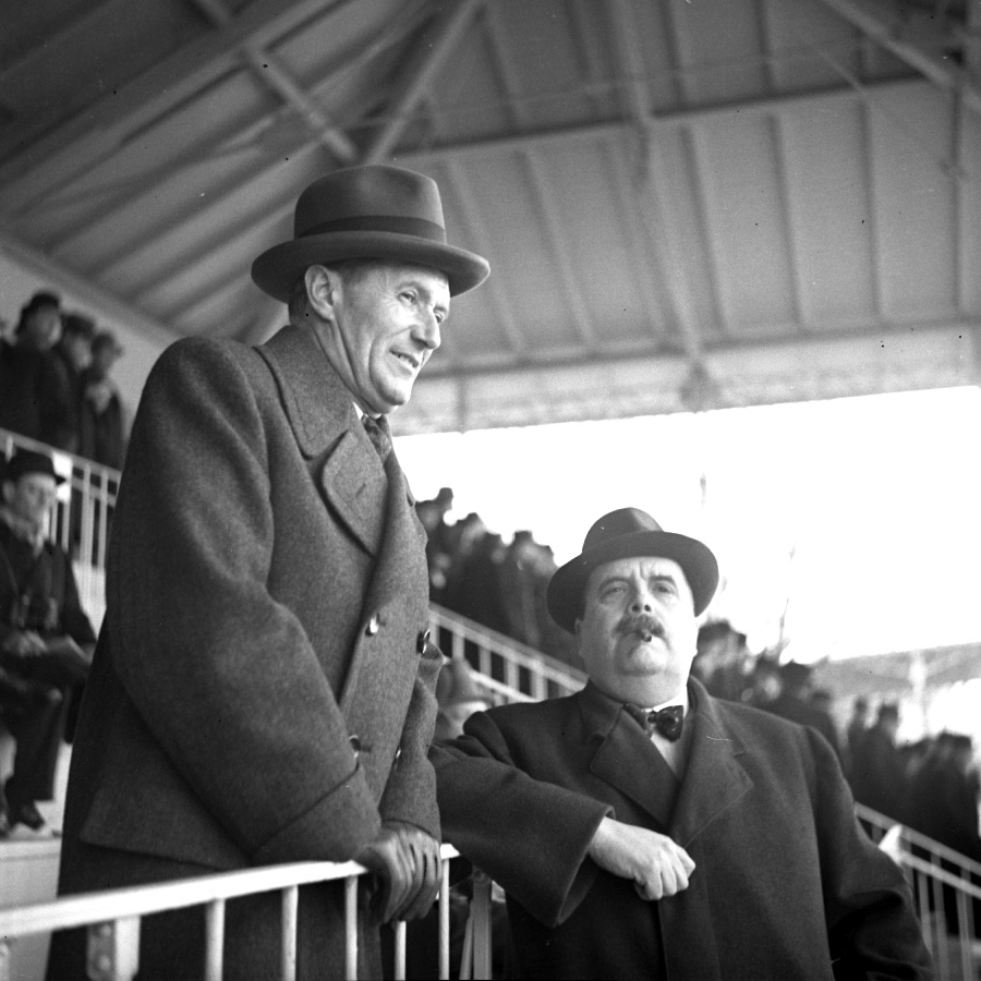 A pesi pályán Sally és Xavér