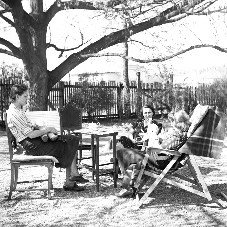 Ilona, Aranka és Mária