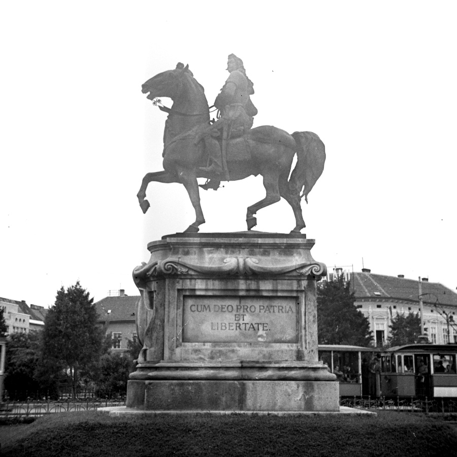 A szegedi Rákóczi-szobor