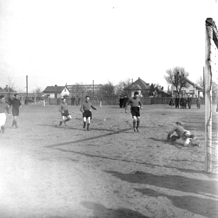 Alagi futballpálya III.