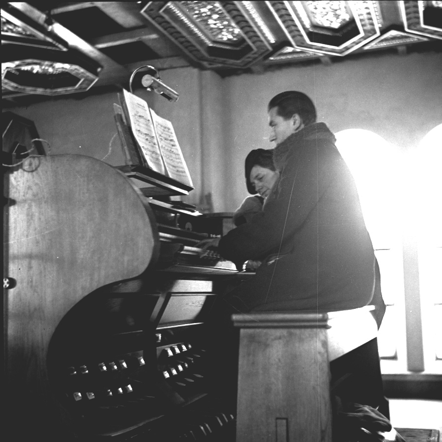 Bajnok Ferenc orgonál III.