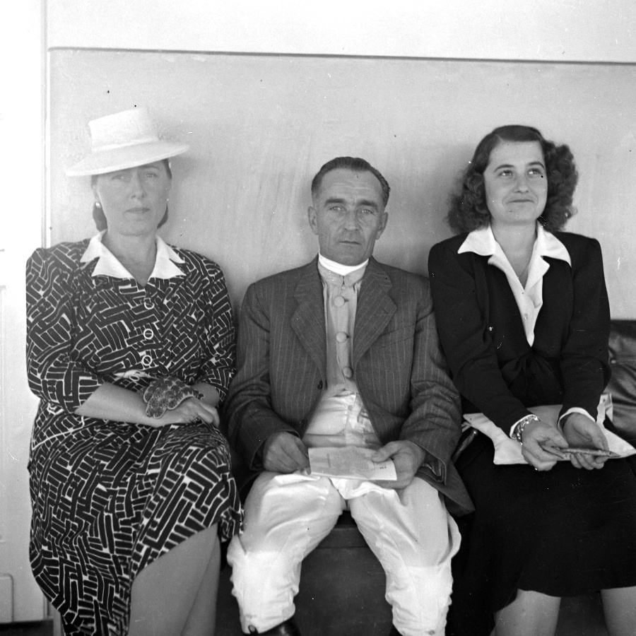 Gombolainé és Schejbal József