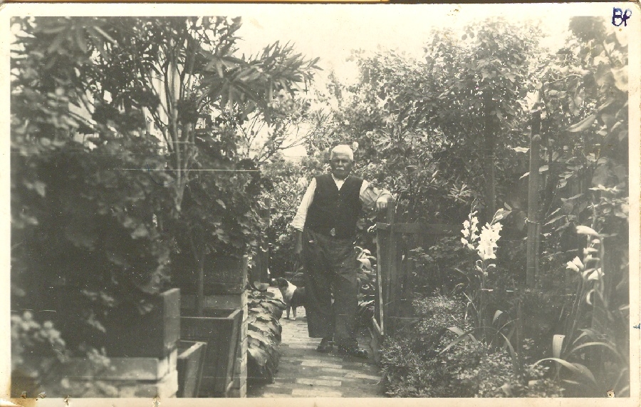 Kozmann Ede temetkezési vállalkozó