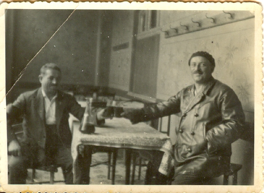 A Mogony vendéglő verandája