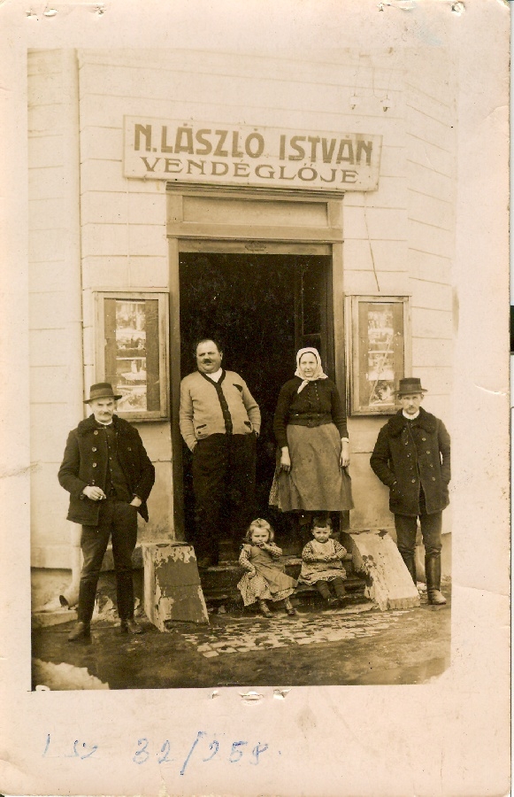 N. László István vendéglője