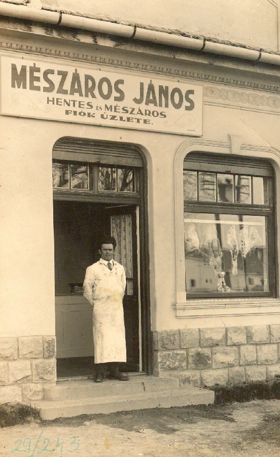 Mészáros János hentes és mészáros fióküzlete