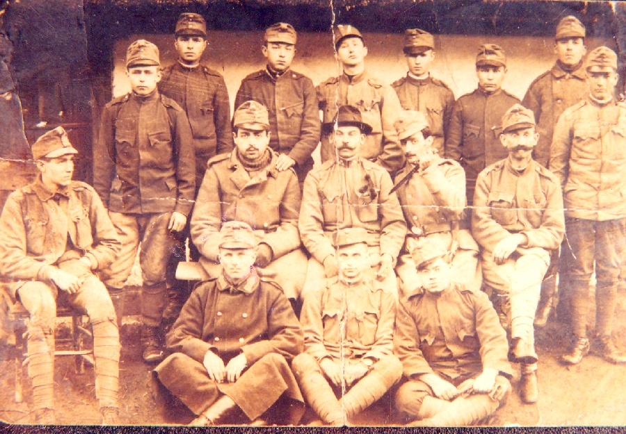 Id. Holovics István