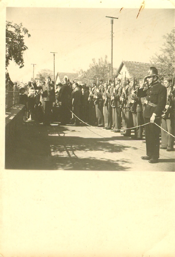 Leventék tisztelgése