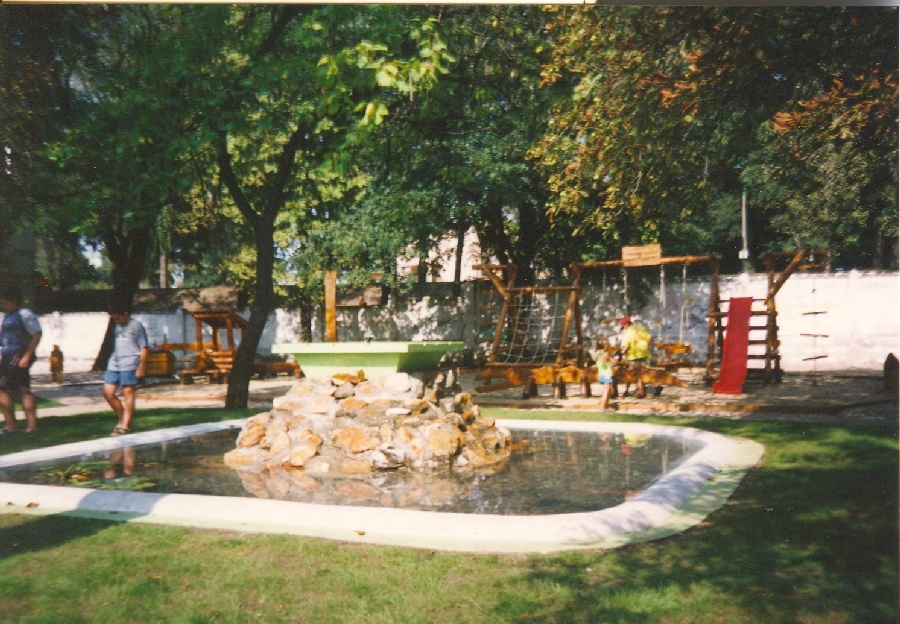 Lányi parkban szökőkút