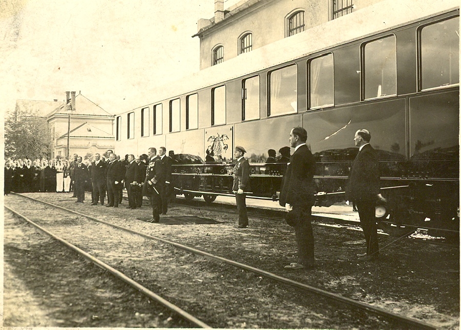 Horthy Miklós kormányzó a Főműhelyben