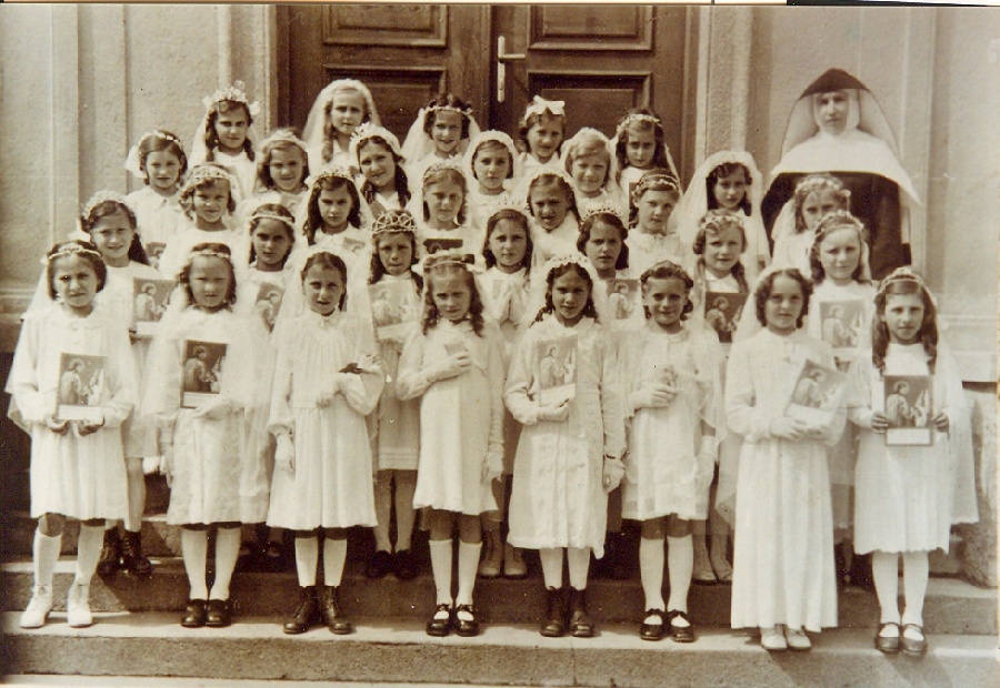 Elsőáldozó leányosztály