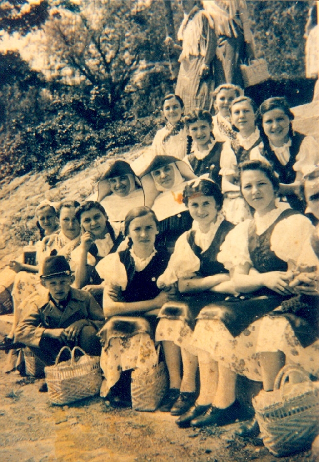 Szent Margit Leánykör