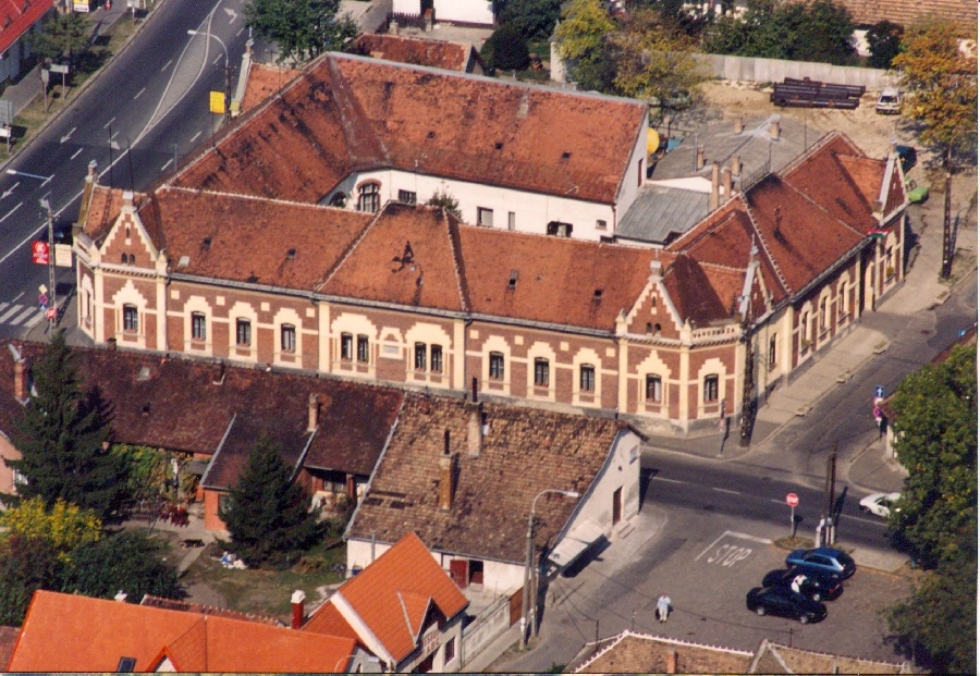 Légi felvétel, Dunakeszi Városháza