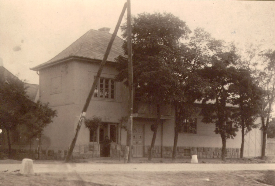 Kibővített Kardos pékség