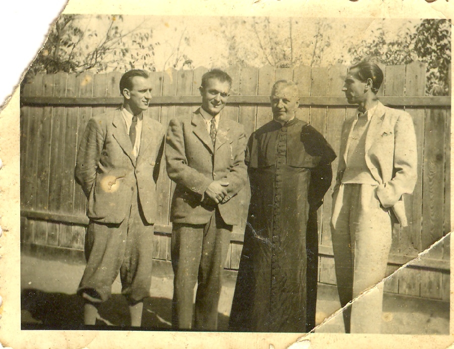 Tanítók a plébánossal